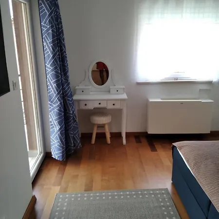 Ferienhaus Gusto 4 Mit Pool Und Beheiztem Whirlpool