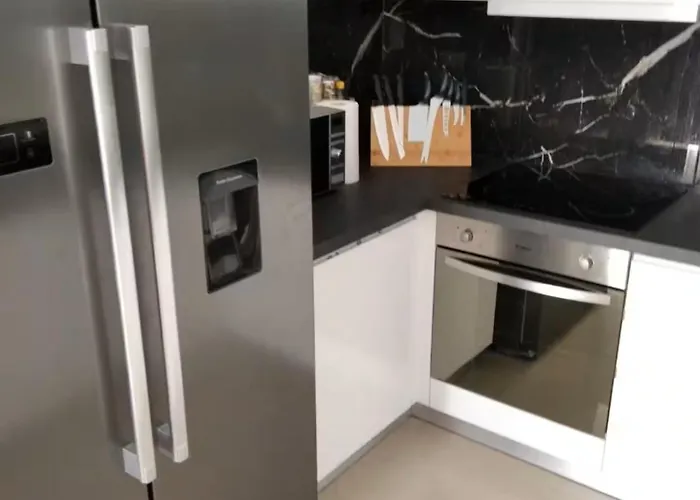 Gusto 4 Mit Pool Und Beheiztem Whirlpool Feriehus